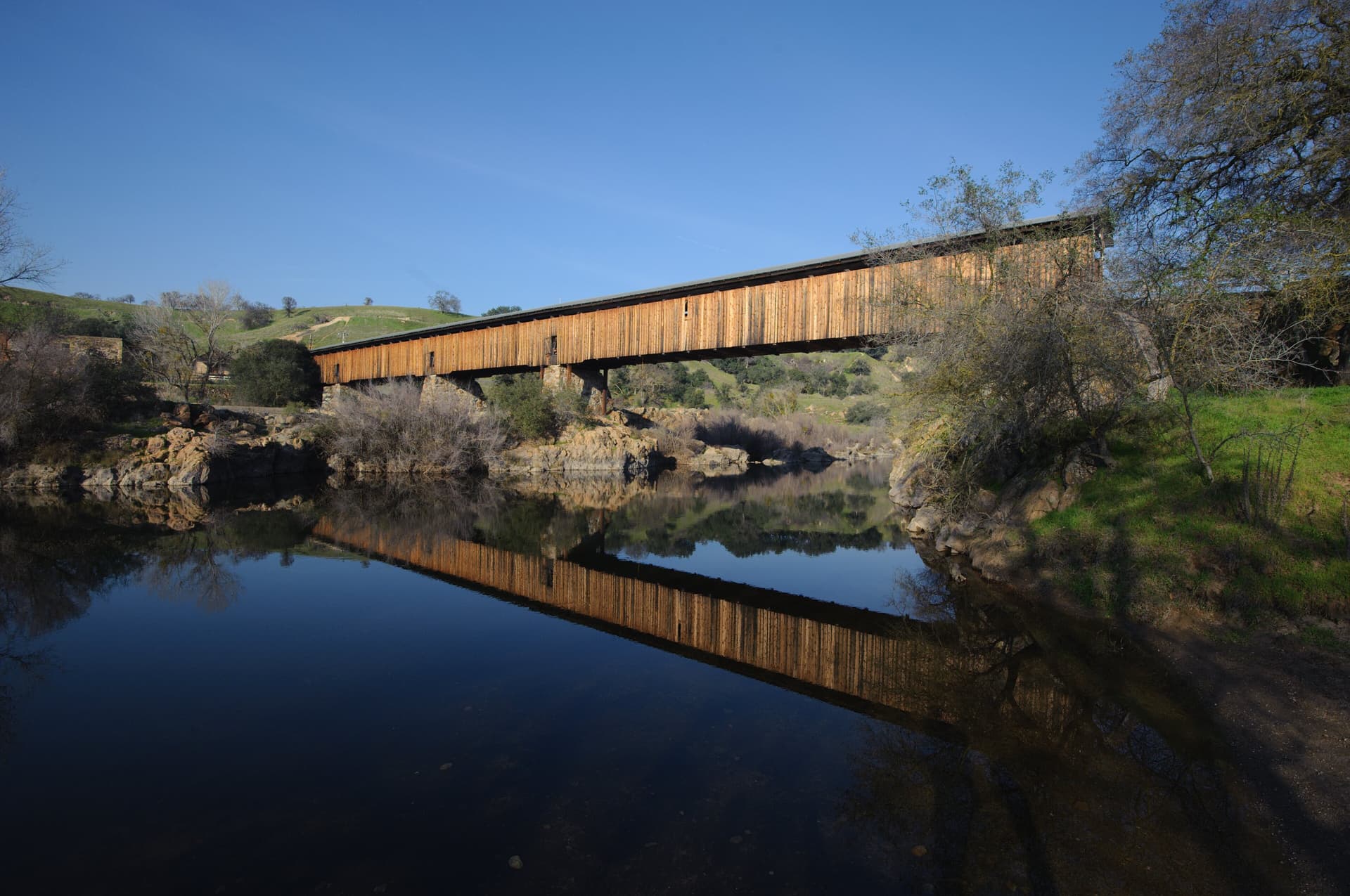 Knight's Ferry covered bridge, Stanislaus River, California